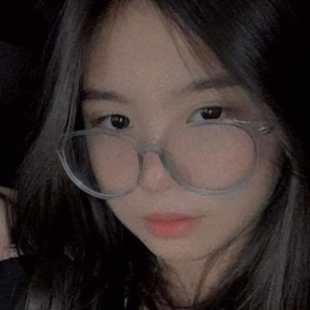 VaniaChan011's avatar