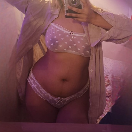 NinaLee69's avatar