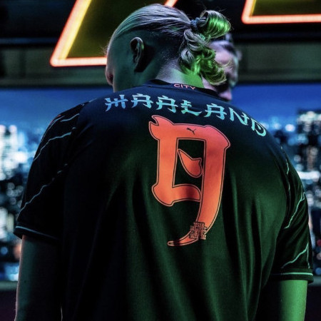 Happy's avatar
